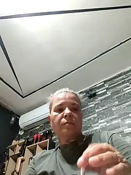 Snapshot of Mistress_Miry chatting on 09.18.25 Mistress Miry online show from 09.18.25