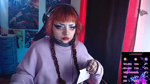 Snapshot of linda_mort chatting on 02.16.26 linda mort online show from 02.16.26