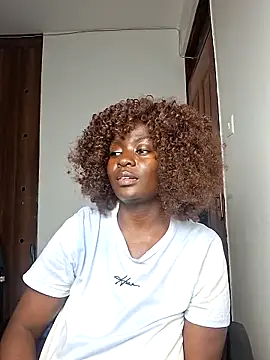 Snapshot of hornycreamybabe chatting on 02.28.26 hornycreamybabe online show from 02.28.26