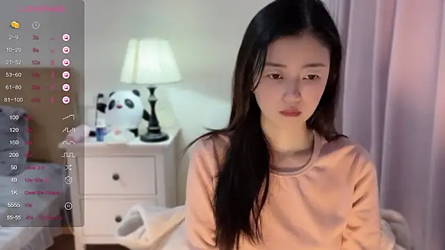 Snapshot of A-xena chatting on 02.05.25 A-xena online show from 02.05.25