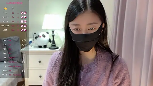 Snapshot of A-xena chatting on 02.08.25 A-xena online show from 02.08.25