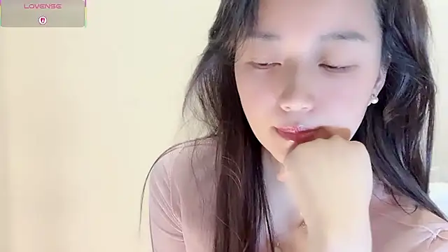 A-xena online show from 12.19.25