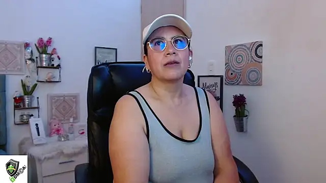 amalia brunette online show from 01.13.25