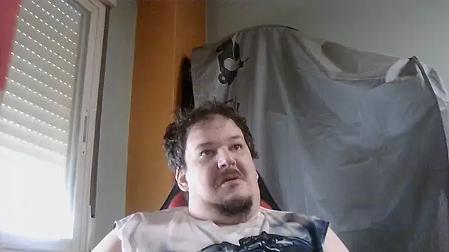 Snapshot of porkorossy chatting on 06.12.26 porkorossy online show from 06.12.26