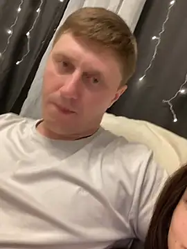 SofiaLaLight online show from 12.17.24