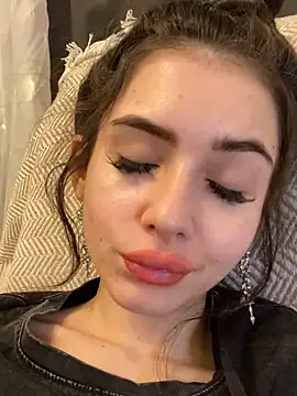 SofiaLaLight online show from 12.25.24