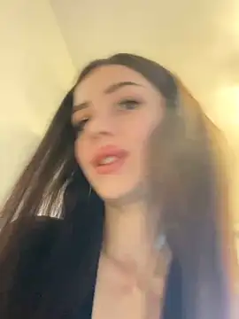 SofiaLaLight online show from 02.03.25