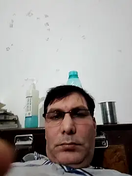 Snapshot of ZIMMY25 chatting on 10.13.25 ZIMMY25 online show from 10.13.25