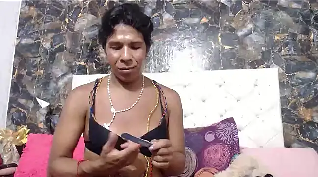 Snapshot of DesireDirtyTS__ chatting on 03.16.25 DesireDirtyTS online show from 03.16.25