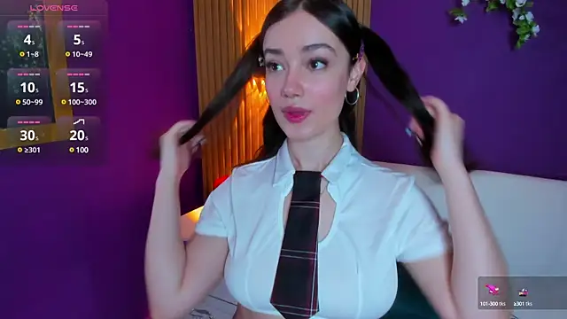 Kate Amaretto  online show from 12.13.24