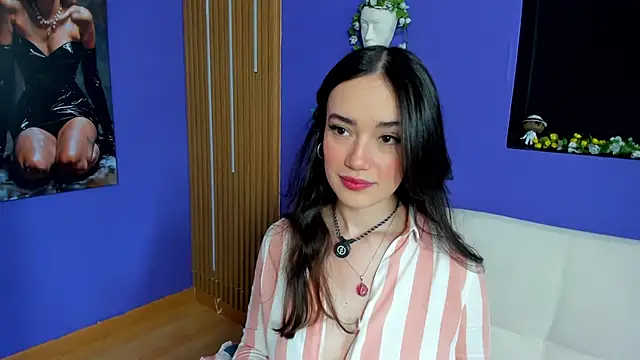 Kate Amaretto  online show from 10.14.25