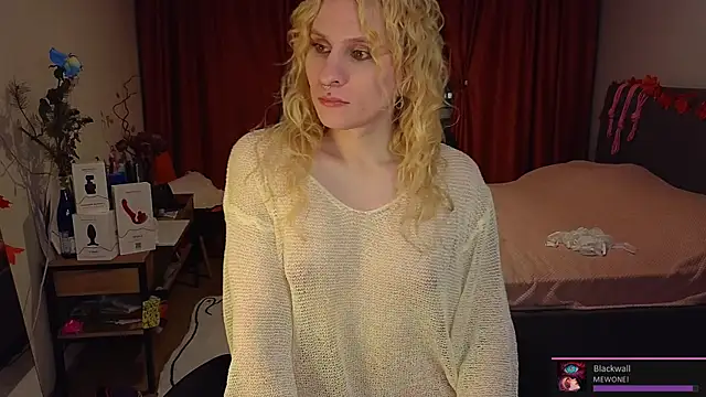 Snapshot of Lori_Myaf chatting on 12.19.24 Lori Myaf online show from 12.19.24