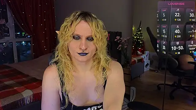 Snapshot of Lori_Myaf chatting on 02.04.25 Lori Myaf online show from 02.04.25