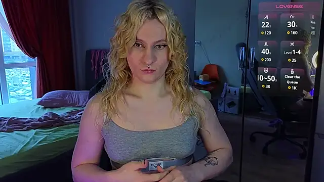 Snapshot of Lori_Myaf chatting on 03.18.25 Lori Myaf online show from 03.18.25