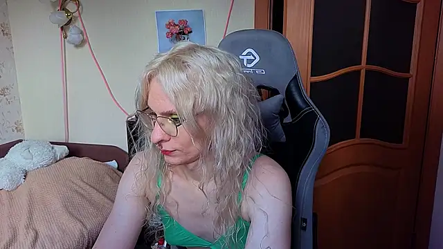Lori Myaf online show from 07.28.26
