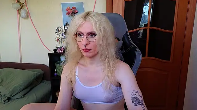 Lori Myaf online show from 08.01.26