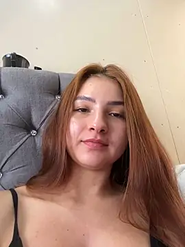 Vikycon online show from 01.15.25