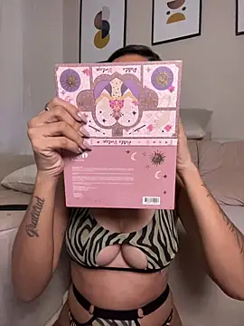 DianaHopson online show from 03.25.26