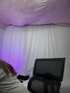 lilian prada online show from 02.24.26