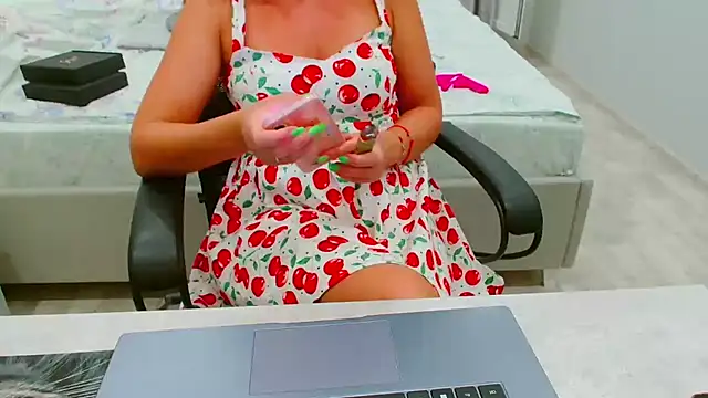 EveLove33 online show from 07.23.26