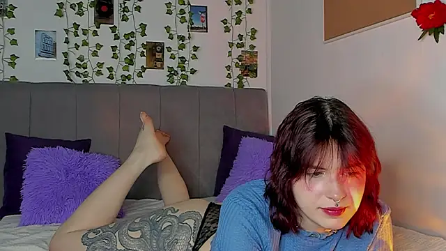 miss Lizzy online show from 02.16.25