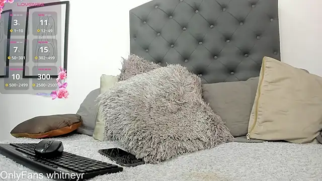 cutewhitneyr online show from 02.10.25