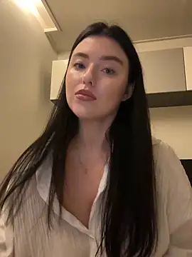 Angela Fosterr online show from 10.07.25