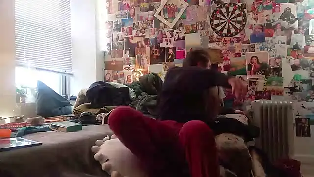 DownstairsSky online show from 01.31.25