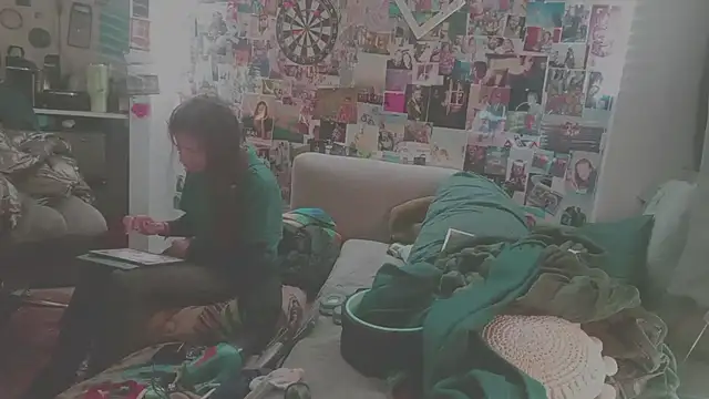 DownstairsSky online show from 02.04.25