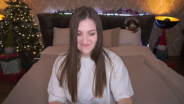 EmmyCharmm online show from 01.01.25