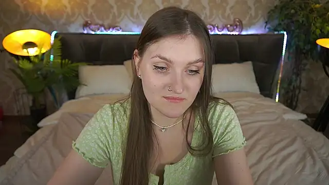 EmmyCharmm online show from 02.23.25