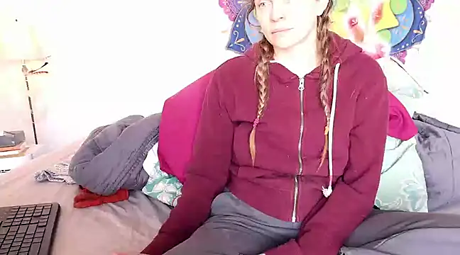 Snapshot of xxpixeyxx chatting on 03.09.25 xxpixeyxx online show from 03.09.25