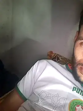 Snapshot of motanjer chatting on 10.10.25 motanjer online show from 10.10.25