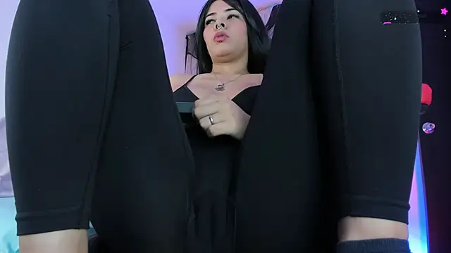 Mia depp online show from 02.24.25