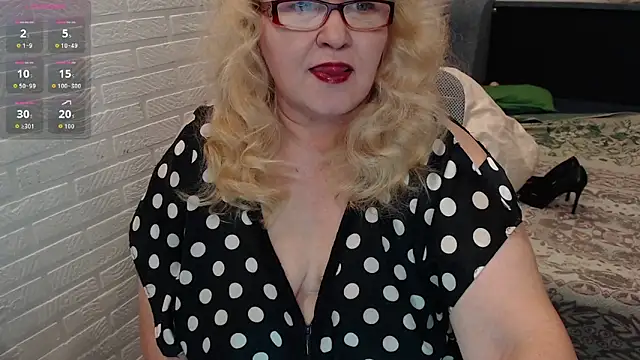 Snapshot of Marina_Yourangel chatting on 03.01.26 Marina Yourangel online show from 03.01.26