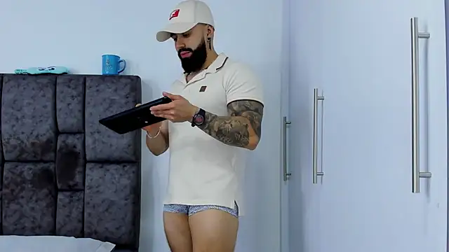 Zack Froone online show from 02.22.25