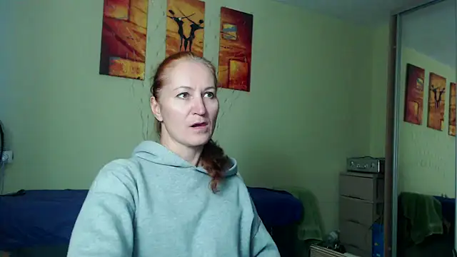 AmellyGrand online show from 10.21.25