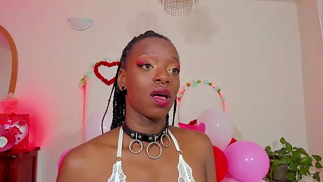 Coco Kiss online show from 02.11.25