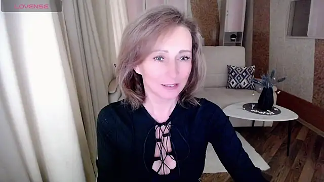 Snapshot of HornyMilf_777 chatting on 01.29.25 HornyMilf 777 online show from 01.29.25