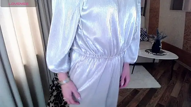 Snapshot of HornyMilf_777 chatting on 02.11.25 HornyMilf 777 online show from 02.11.25