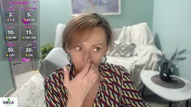 Snapshot of HornyMilf_777 chatting on 10.29.25 HornyMilf 777 online show from 10.29.25