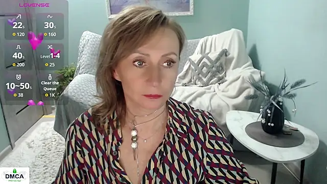 Snapshot of HornyMilf_777 chatting on 11.20.25 HornyMilf 777 online show from 11.20.25