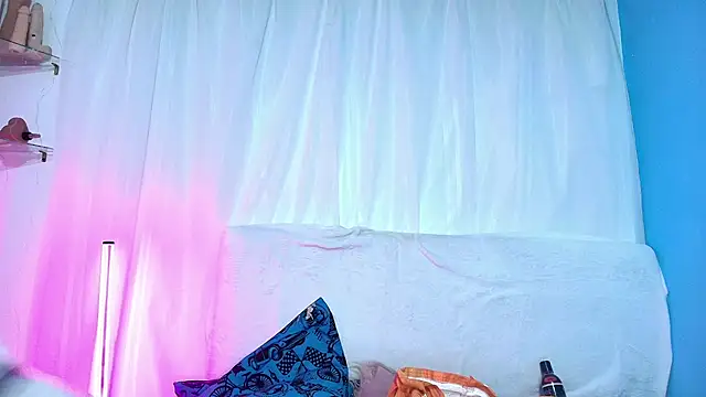 Natasha Wilde  online show from 12.19.24