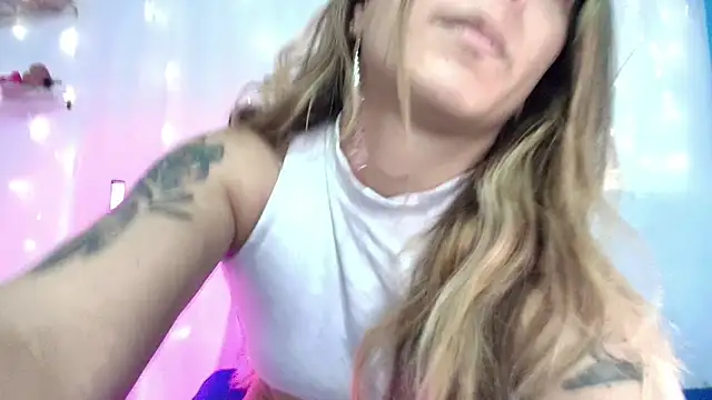 Natasha Wilde  online show from 12.28.24