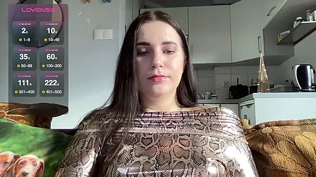 Snapshot of Teylor_Love chatting on 12.23.24 Teylor Love online show from 12.23.24