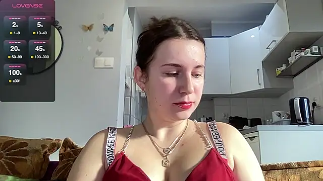 Snapshot of Teylor_Love chatting on 01.10.25 Teylor Love online show from 01.10.25