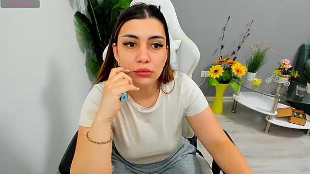 EveEvian online show from 05.13.26