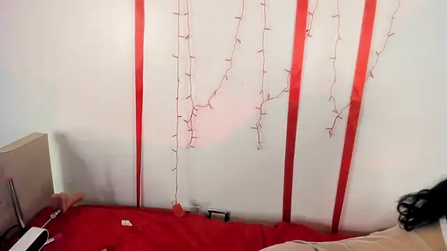 Snapshot of Cloe_Leee chatting on 02.27.25 Cloe Leee online show from 02.27.25