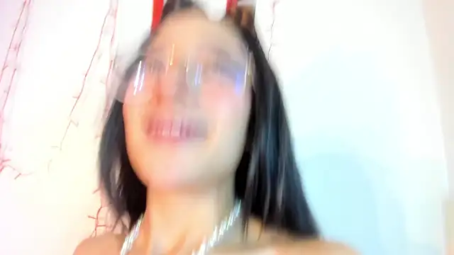 Snapshot of Cloe_Leee chatting on 03.02.25 Cloe Leee online show from 03.02.25