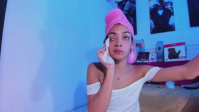 Alahia Rodriguez online show from 03.22.25